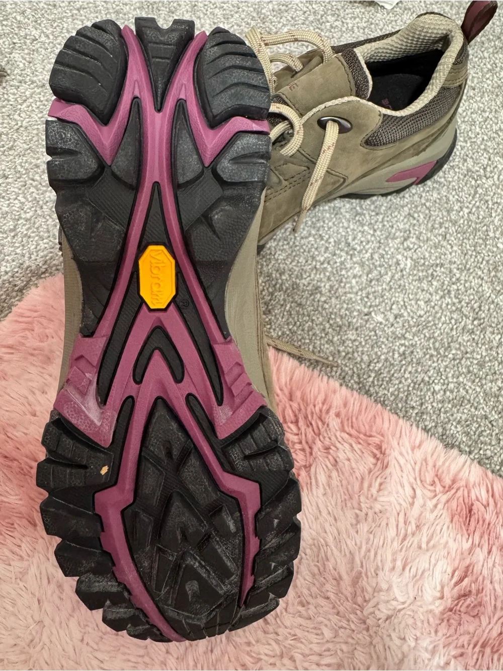 Vasque talus trek